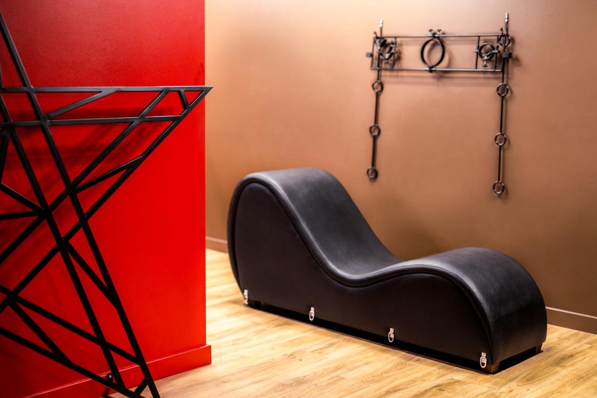 Bdsm Red Appartamento *