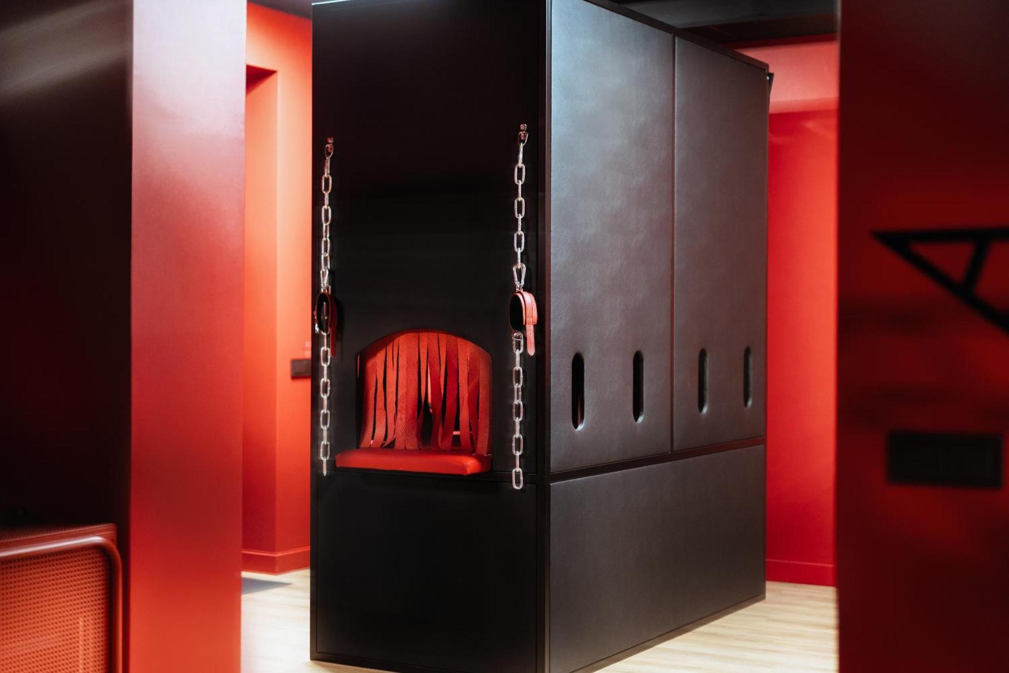Appartamento Bdsm Red
